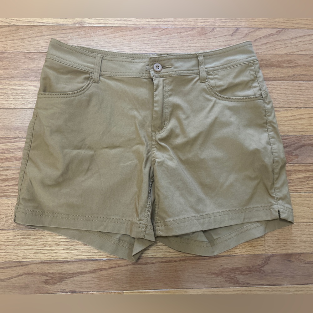 Prana Halle Short II Earthware Chino Women’s Size 10 Tan Khaki Active Hiking